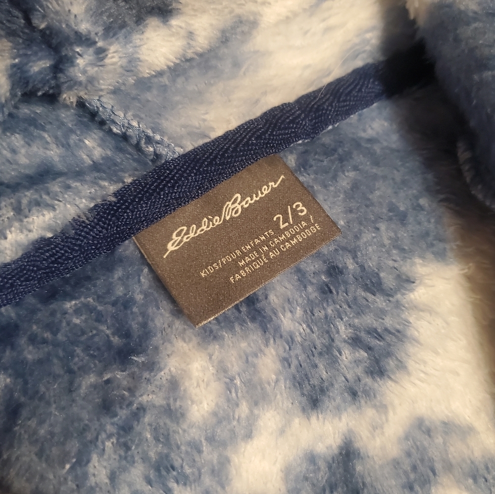 2/3 Eddie Bauer Robe - Picture 2 of 2